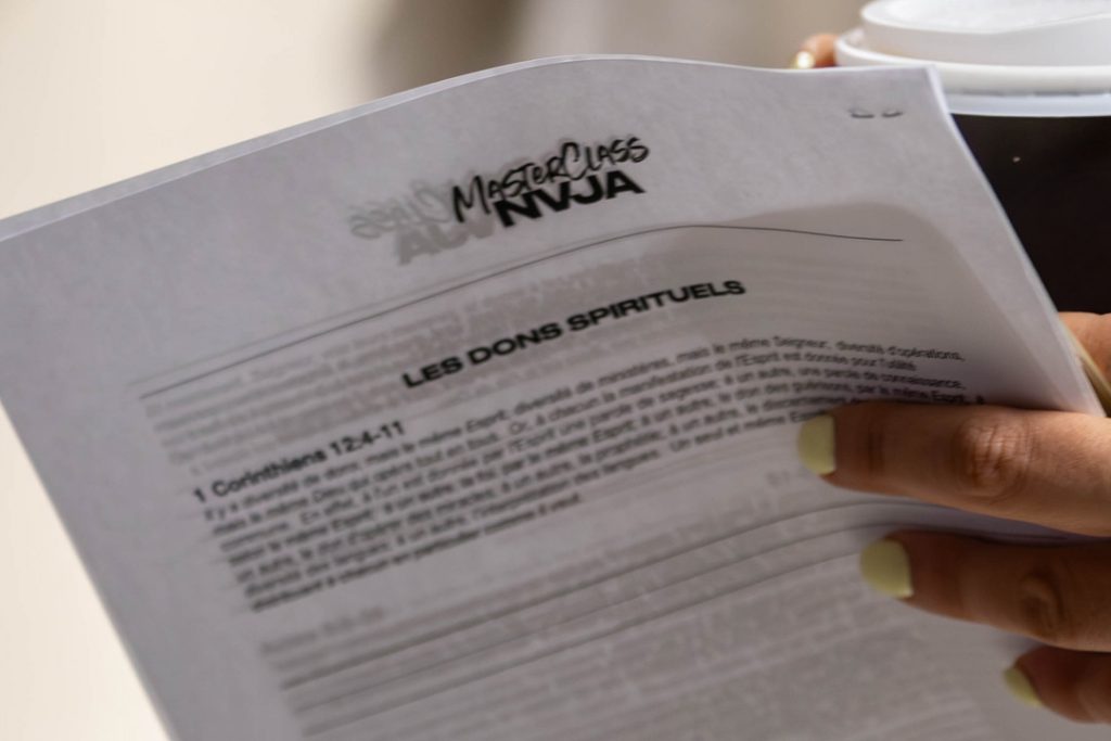 Du matériel de formation Nouvelle Vie prêt pour une rencontre